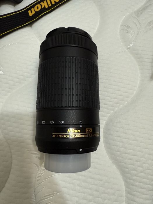 Nikon D7500 Фотоапарат с 3 обектива и екстри