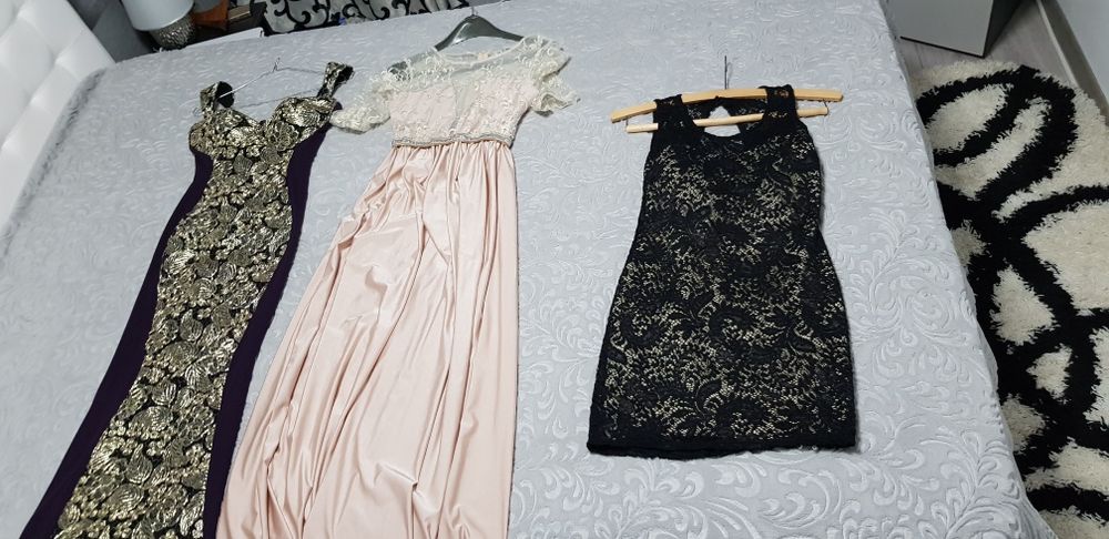 Vind rochii de ocazie urgent...