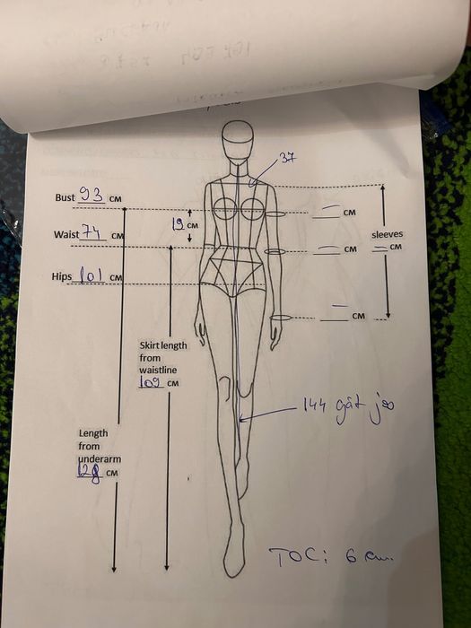 Vând rochie de mireasă mărime M