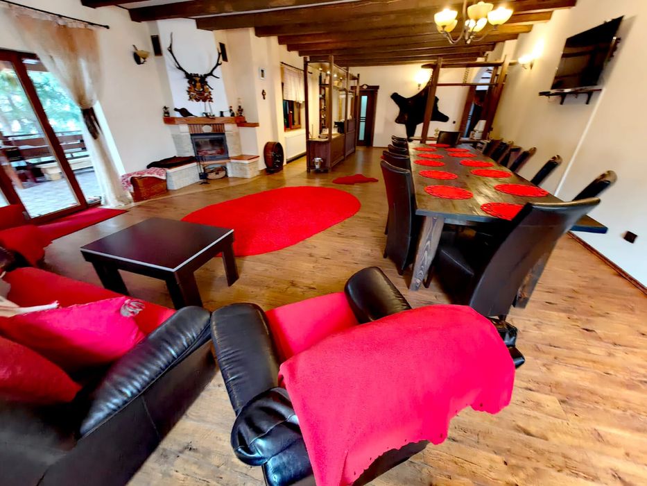 Cabana de inchiriat de Revelion/Craciun pentru 10-12 persoane