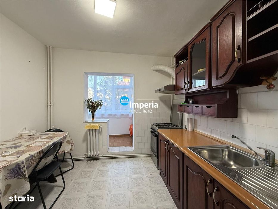 Apartament 4 cam,decomandat,Nicolina Rondul Vechi