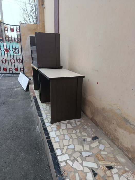 Продам срочно парты в наличии 6 штук