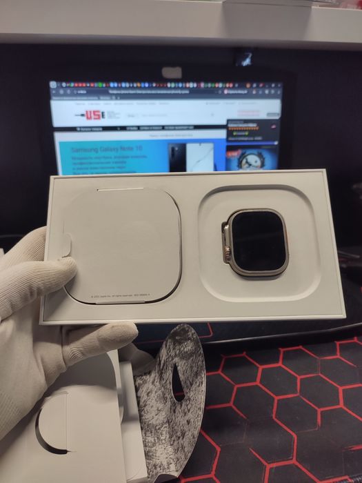 Продам Apple Watch Ultra