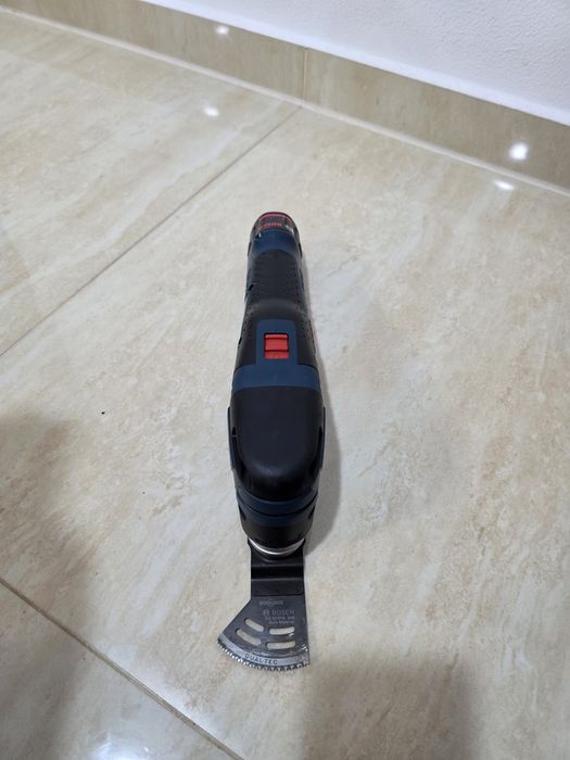 Multifuncțională multicuter Bosch GOP 12V-28