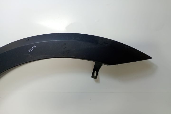 Bandou ornament aripa stanga spate 788753599R Dacia Logan a 2-a gener