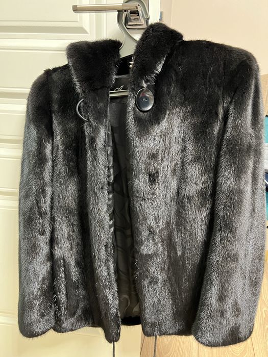 Шуба норковая, в хорошем состоянии