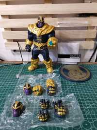 Figurina Articulata Mezco Thanos Marvel