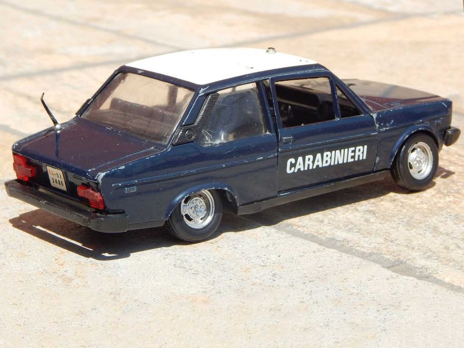Macheta carabinieri FIAT 131 Mirafiori Polistil 1:25 Italia uzata