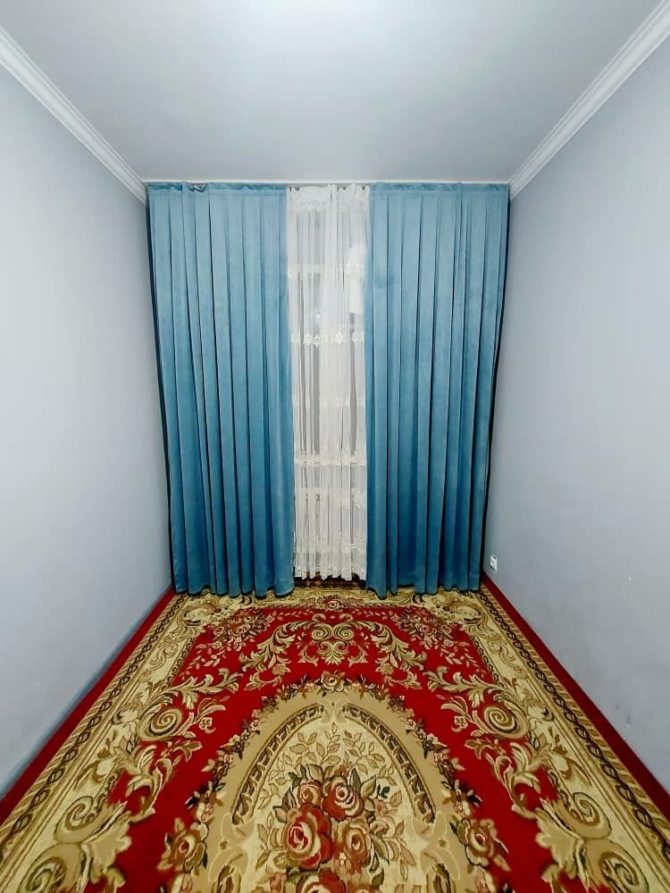 Парда срочна сотилади.