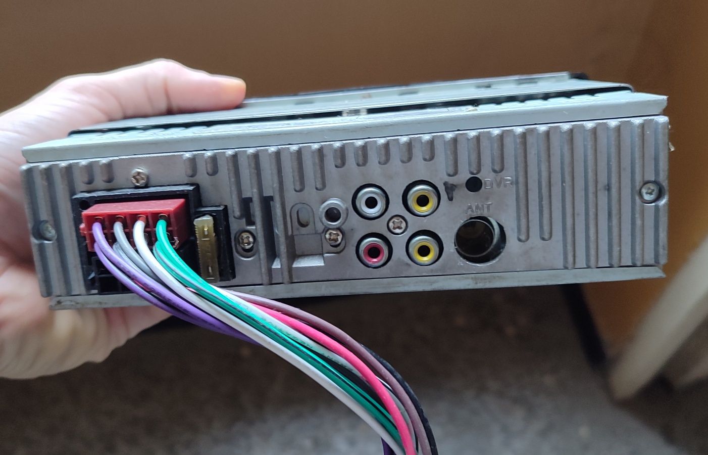 Радио MP3 / MP5 плейър LCD 1 DIN с mirrorlink с SD card и USB слот