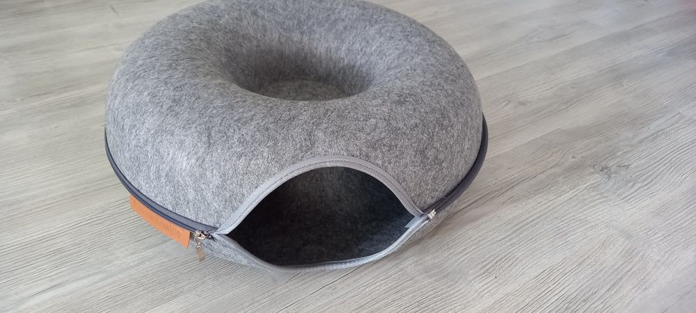 Căsuța ascunzătoare pisica