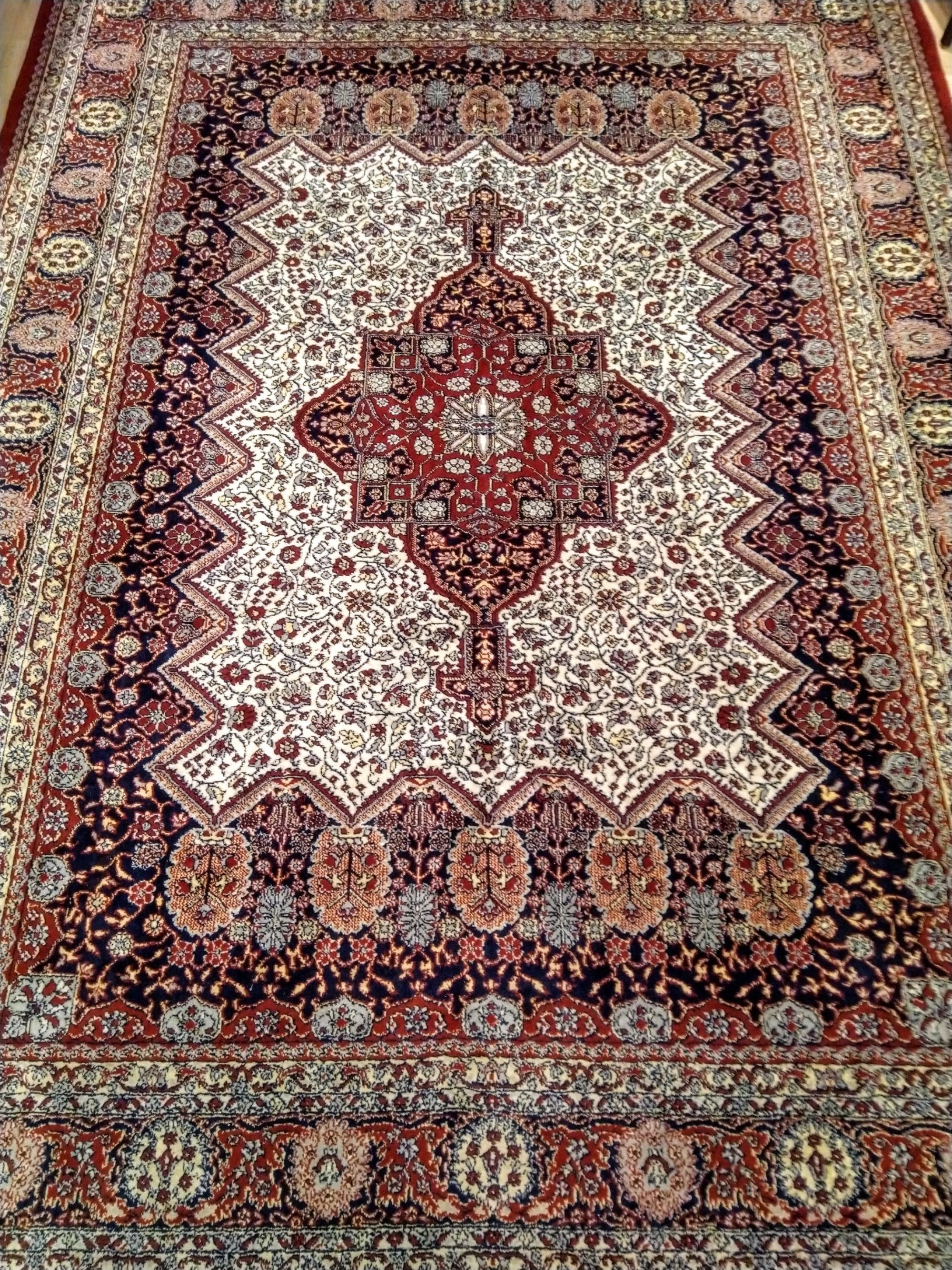 Персийски килими