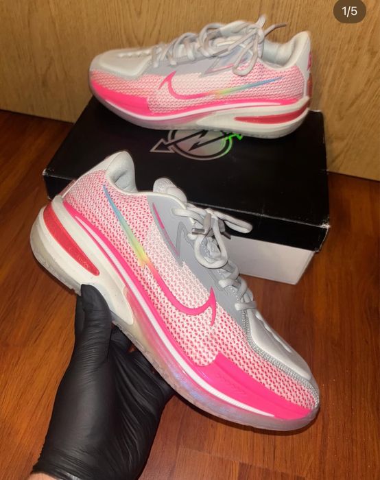 nike gt cut think pink