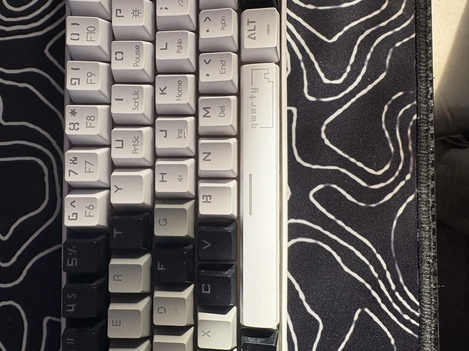 Vand tastatura de gaming qwerty rice