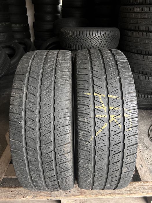 2 anvelope iarna 235/65/16 C , Continental , DOT 2022 !