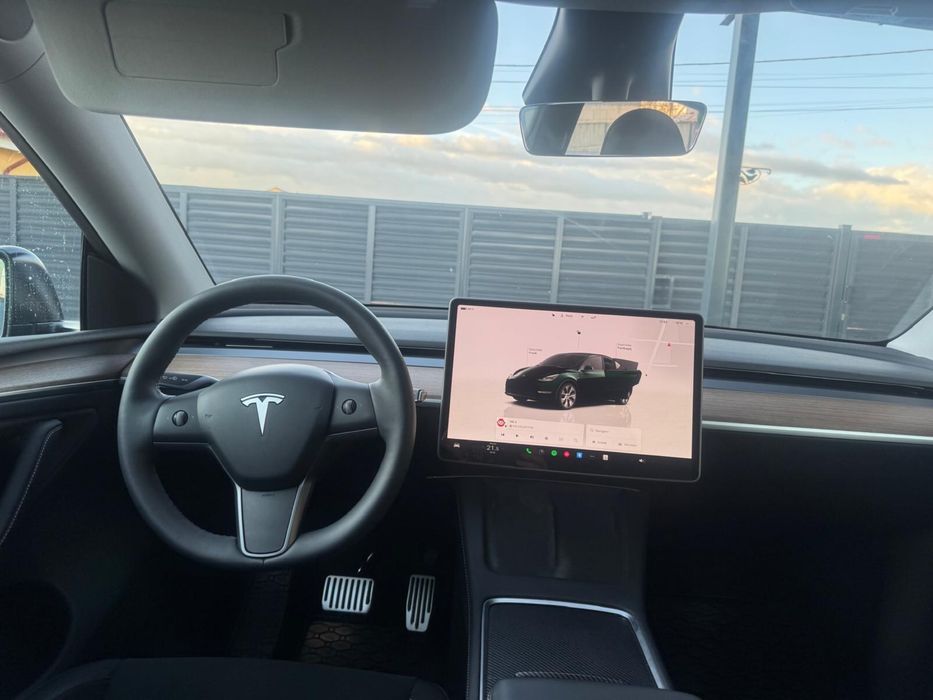 Vand Tesla model Y Long Range