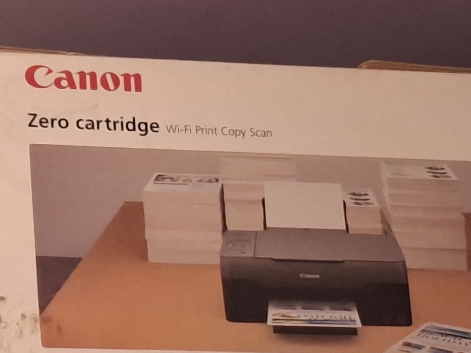 Принтер.  Фирма Canon.