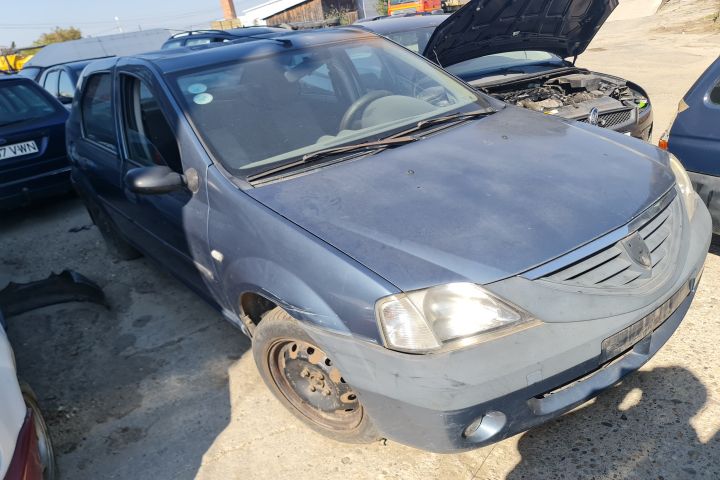 Radiocasetofon Dacia Logan prima generatie