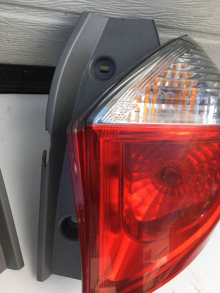 Stopuri/Triple Toyota Verso S, Subaru Trezia. 2010-2015. Volan stinga.