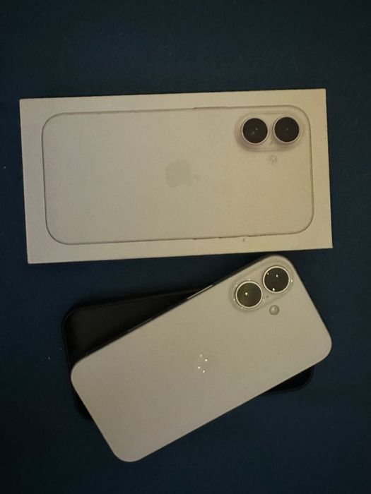 Продам айфон 16.