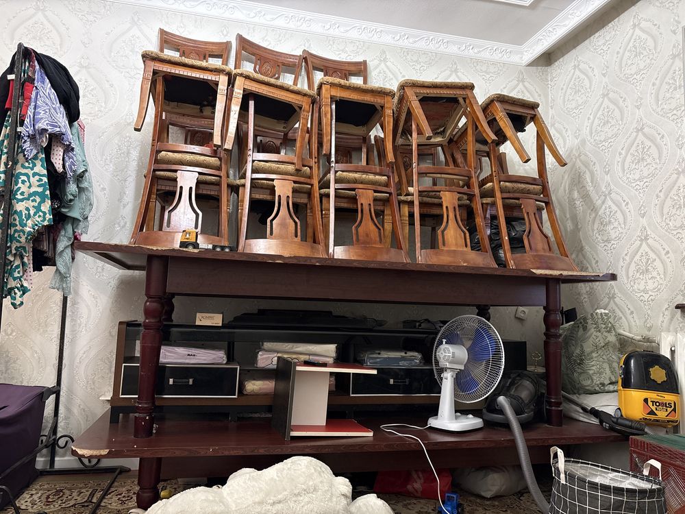 Стол стулья         .