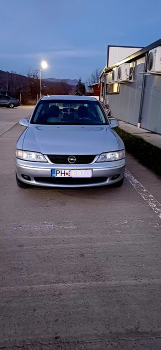 Opel Vectra b 18 benzină