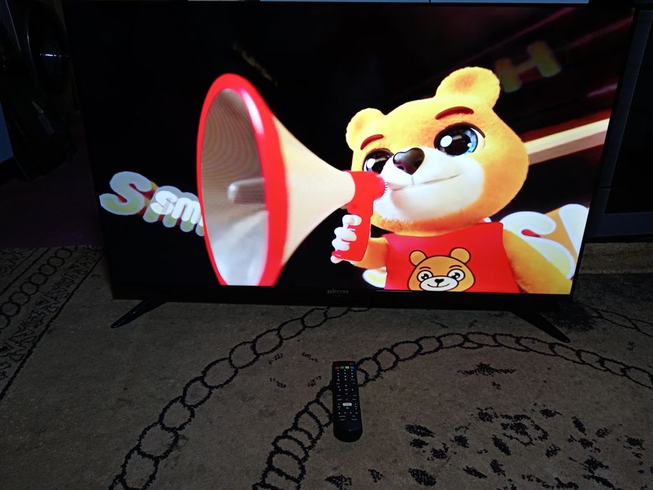 Продам смарт 55 телевизор