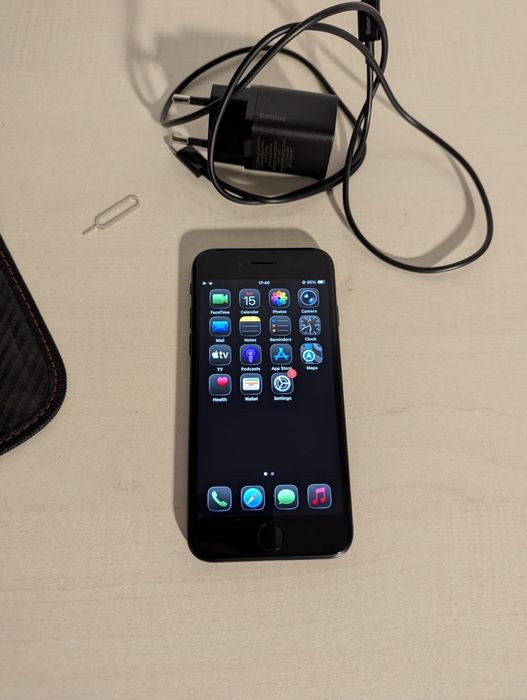 iPhone SE 2 2020 64GB Negru; Set Baseus Încărcare 20W, SIM Tray & Husă