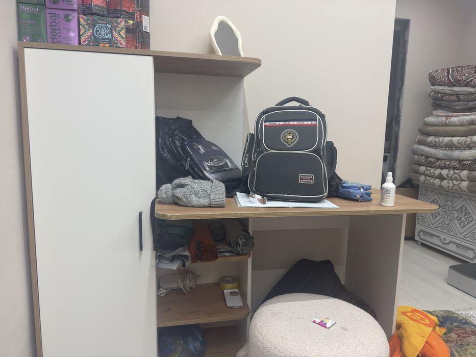 Продам учебный стол