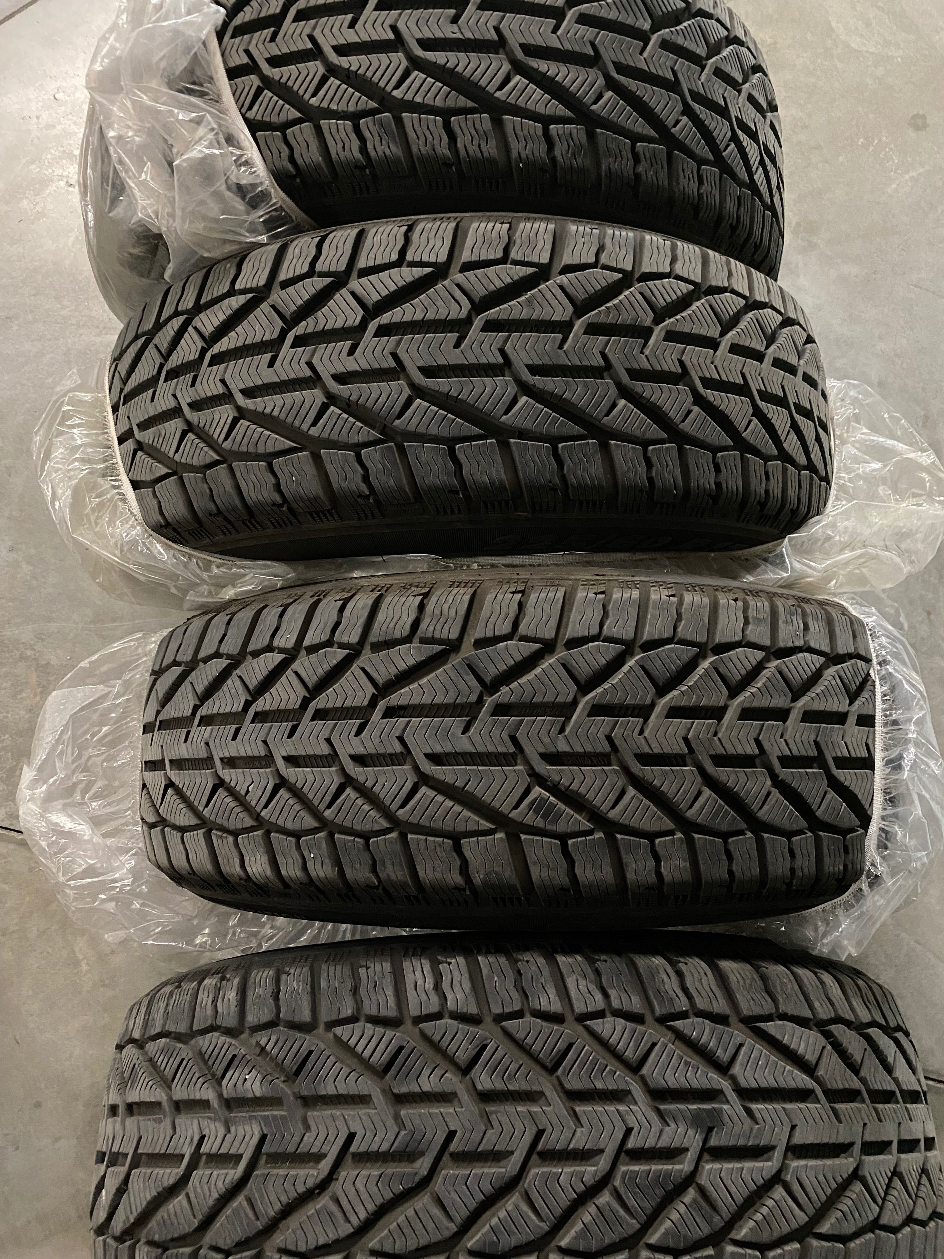 Зимня гума Kormoran 225/60 R17