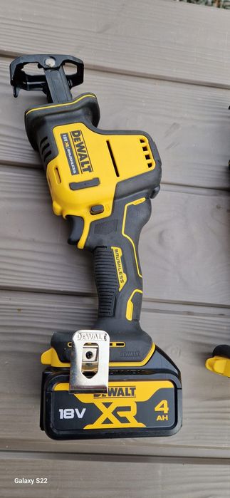 Dewalt ferestrau sabie pe acumulator