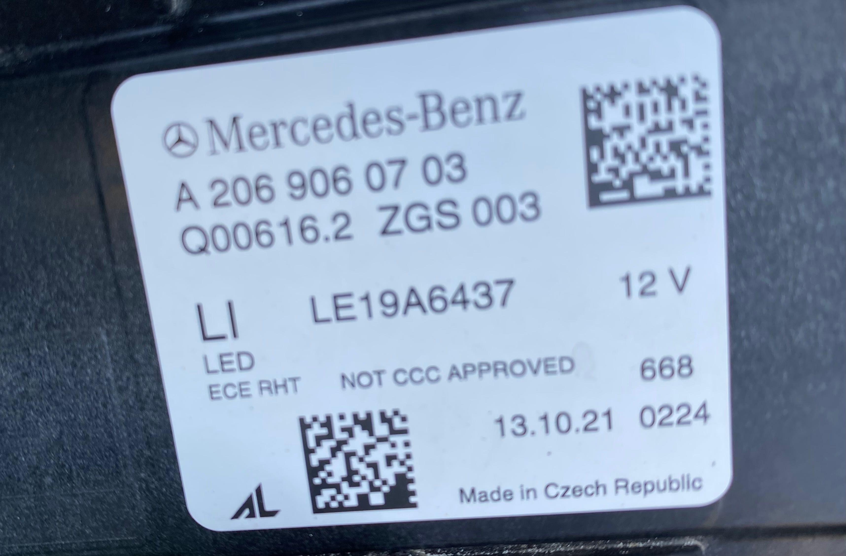 Фар far ляв фарове за Мерцедес Ц206 Mercedes C-класа W206