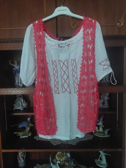 Ii cusute pe pânză topită