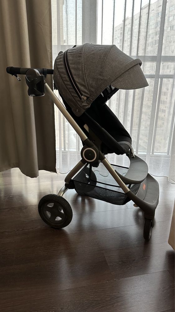 Коляска Stokke Scoot V3 Black Melange