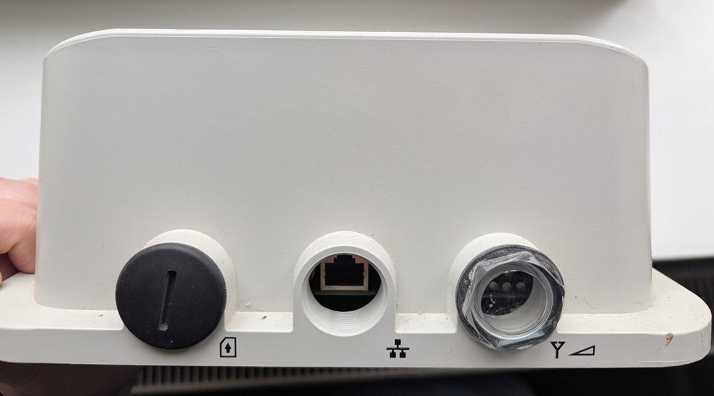 Antena exterioara wi-fi lte fdd tdd Huawei wltmh-120 alba