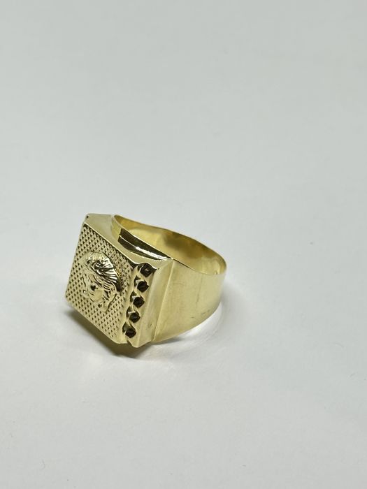 златен пръстен 5.56гр 14к 585