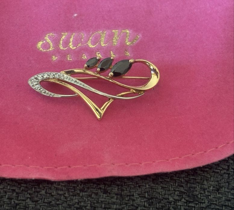 Златна Руска брошка 4.27гр 14к