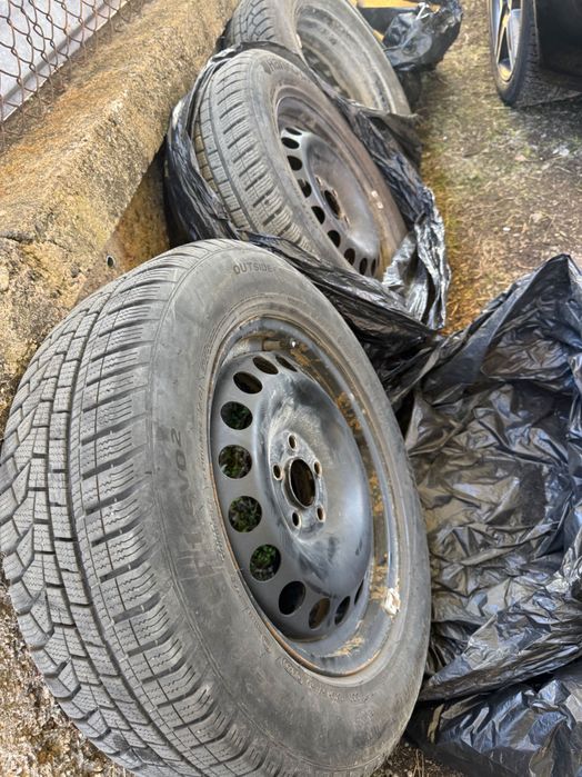 Зимни гуми с джанти 15/65/185