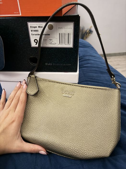 Нова оригинална малка чанта Guess