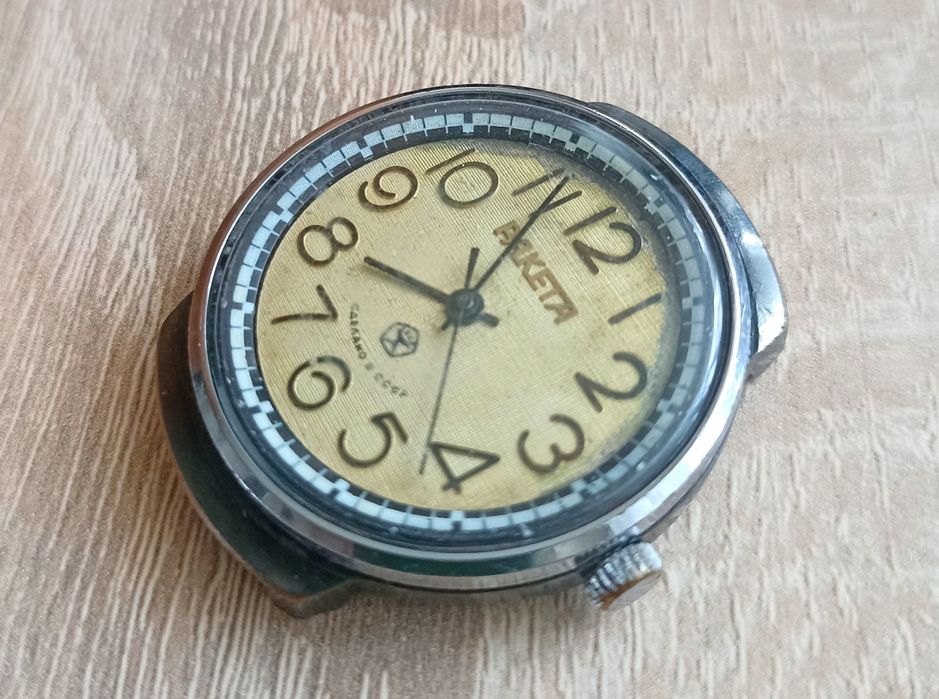 Продам часы Ракета, Советские, СССР, наручные, мужские, механические.