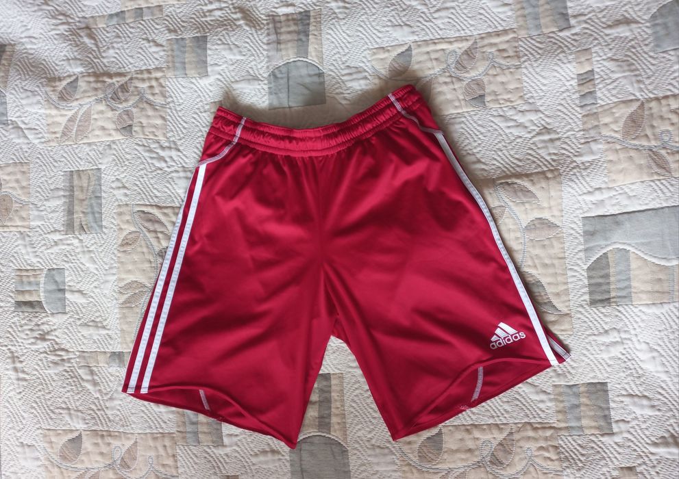 Червени гащи adidas