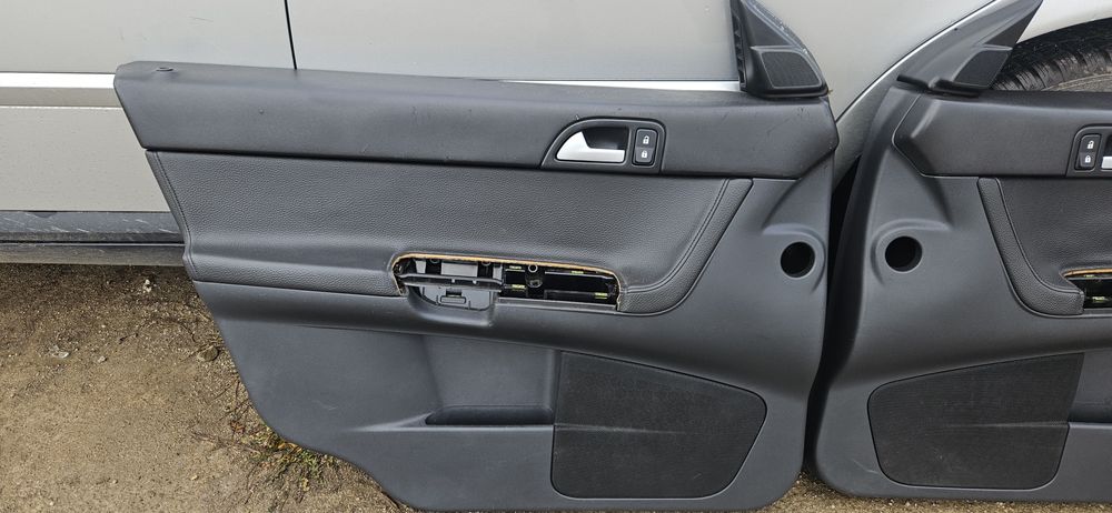Кожени кори и дръжки за вратите на Volvo s40 , v50