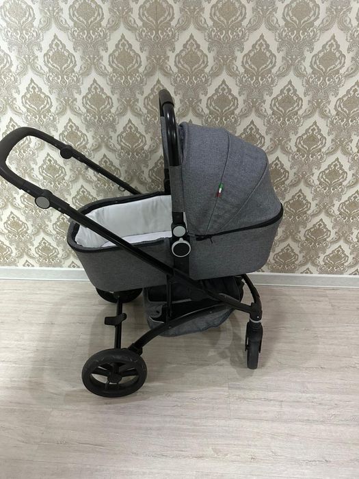 Продаеться универсальная коляска Skillmax 2в1.