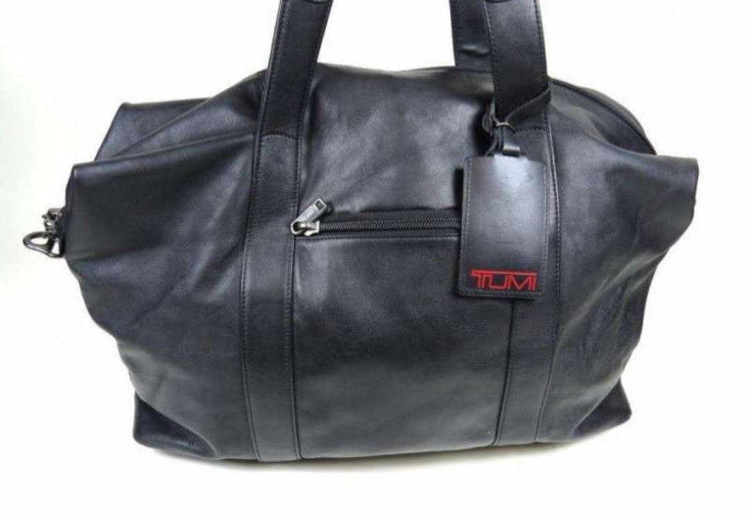Пътна чанта, сак Туми / Пътническа чанта от естествена кожа TUMI ALPHA