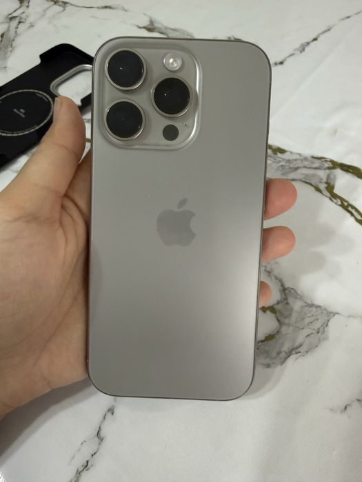 Iphone 16 pro natural titanium