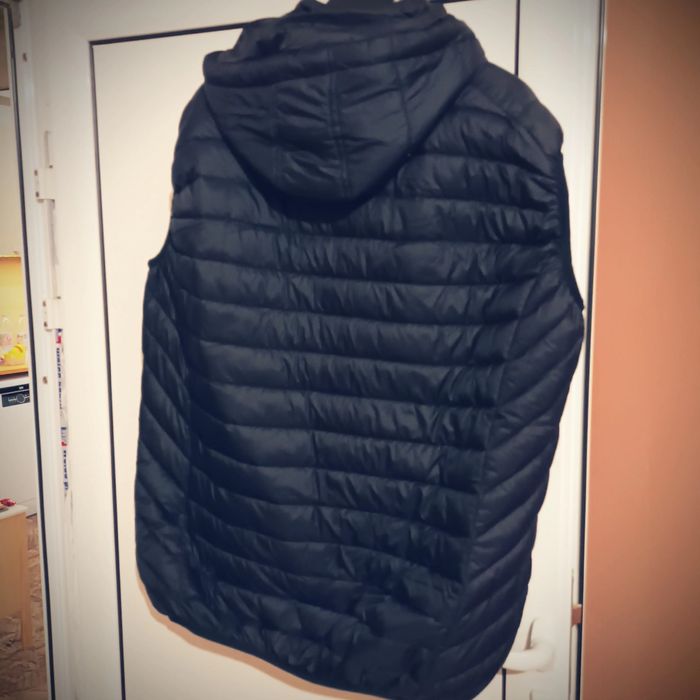 Мъжки  елек с  качулка