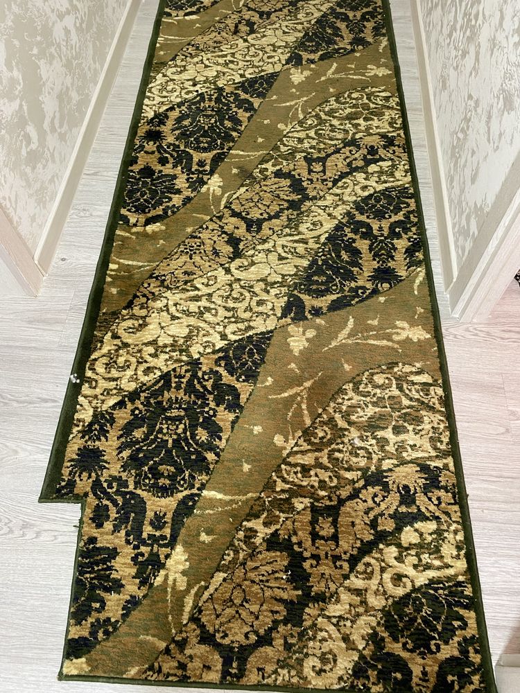 Продам ковровые дорожки