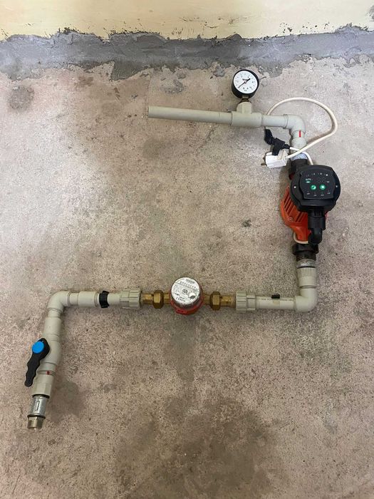 Помпена станция с разпределение и измерване на потребление