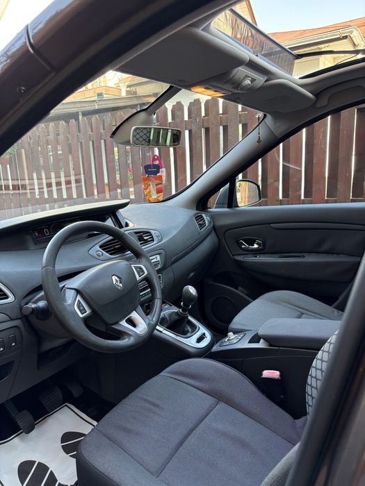 Renault Scenic 3/ 2012/ 7 locuri/ 1.6 dci
