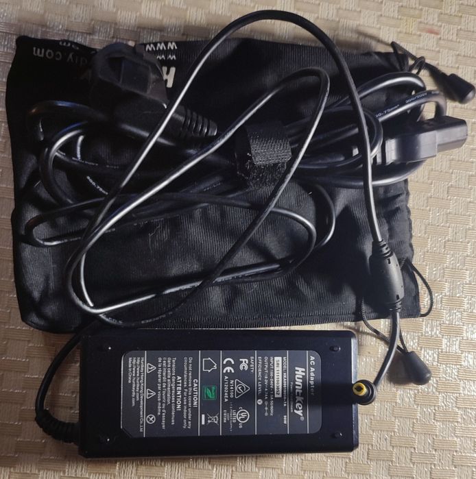 Зарядка для ноутбука